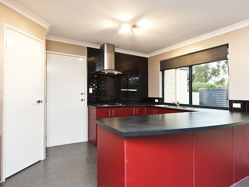 22 Mosman Loop, Success WA 6164