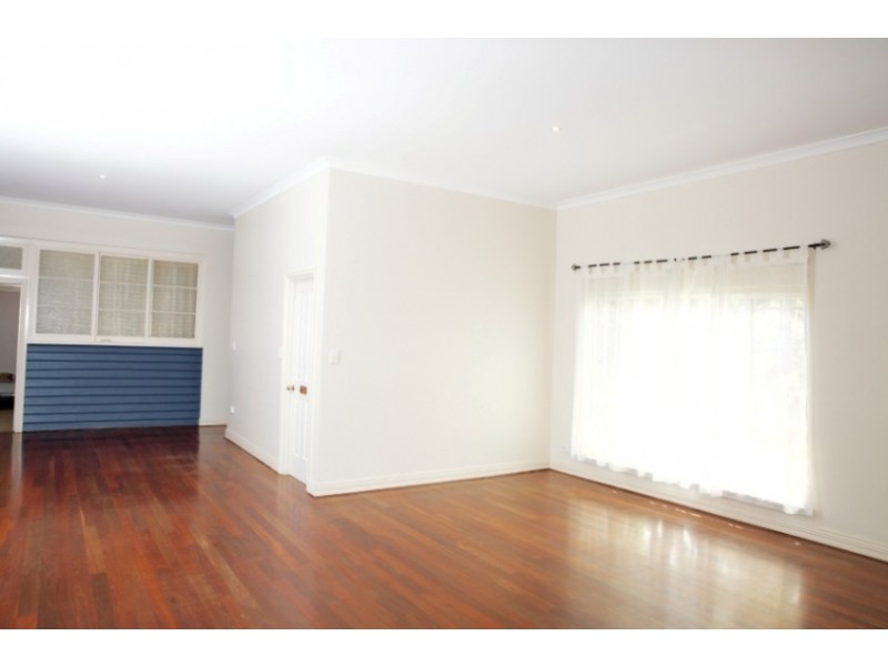 21 Williams Road, Narrogin WA 6312