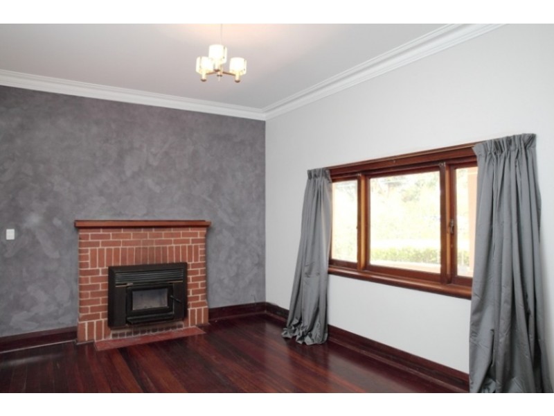 21 Williams Road, Narrogin WA 6312