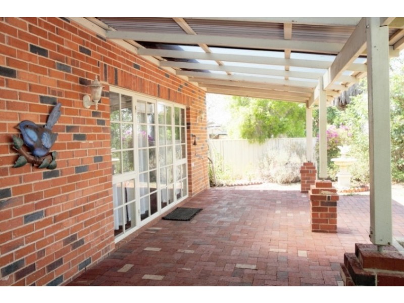 21 Williams Road, Narrogin WA 6312