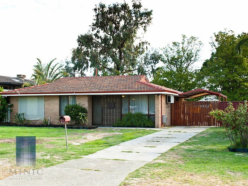 72 Lester Drive, Thornlie WA 6108