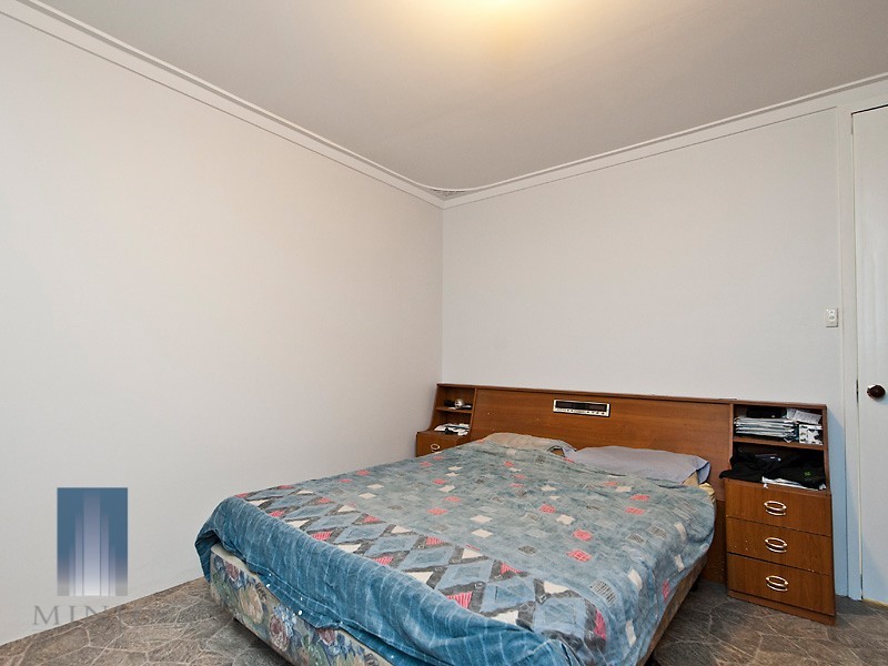 72 Lester Drive, Thornlie WA 6108