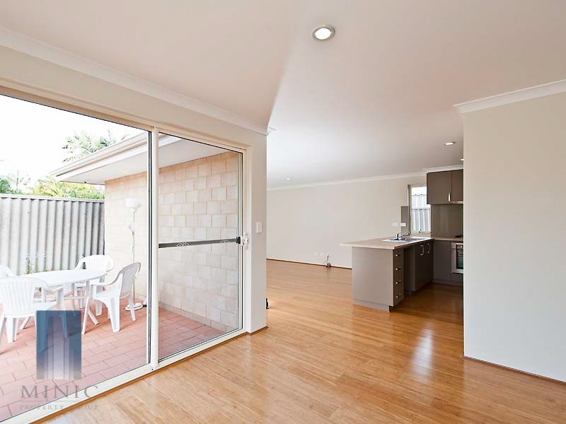 2/145 Corinthian Road East, Riverton WA 6148