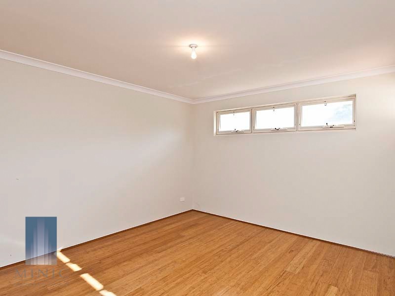 2/145 Corinthian Road East, Riverton WA 6148