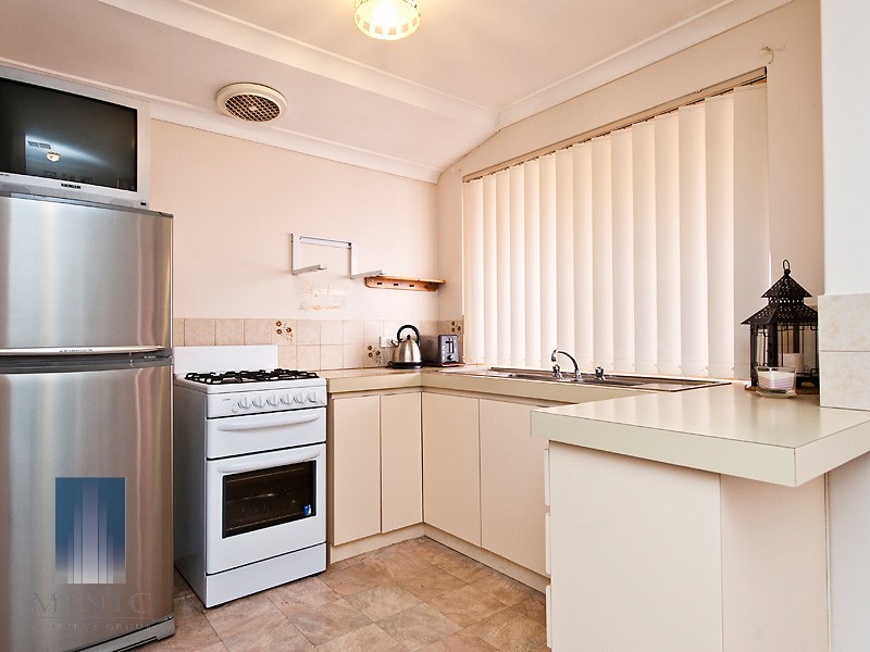 6/81-83 Barbican Street East, Shelley WA 6148