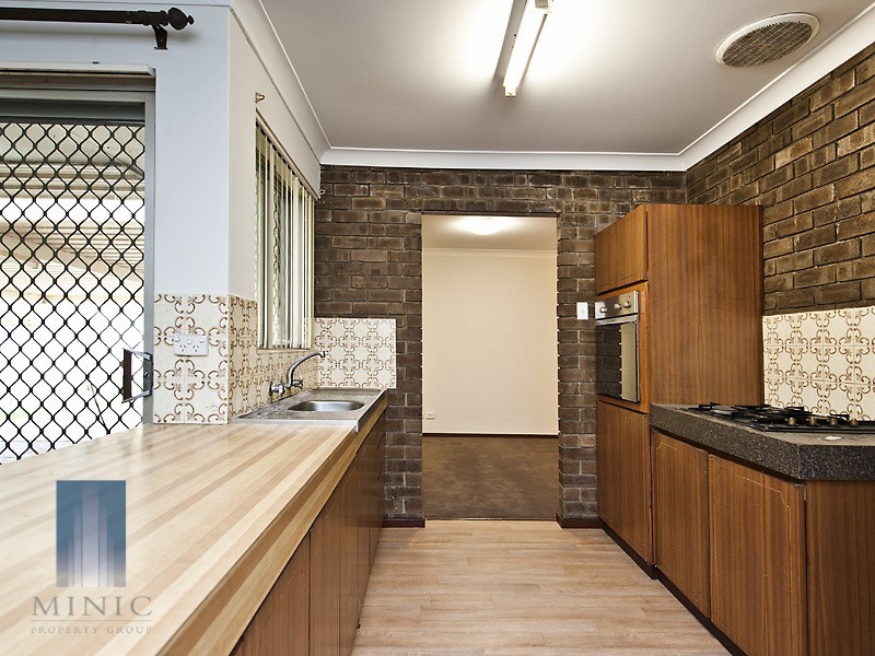 56 Periwinkle Way, Parkwood WA 6147