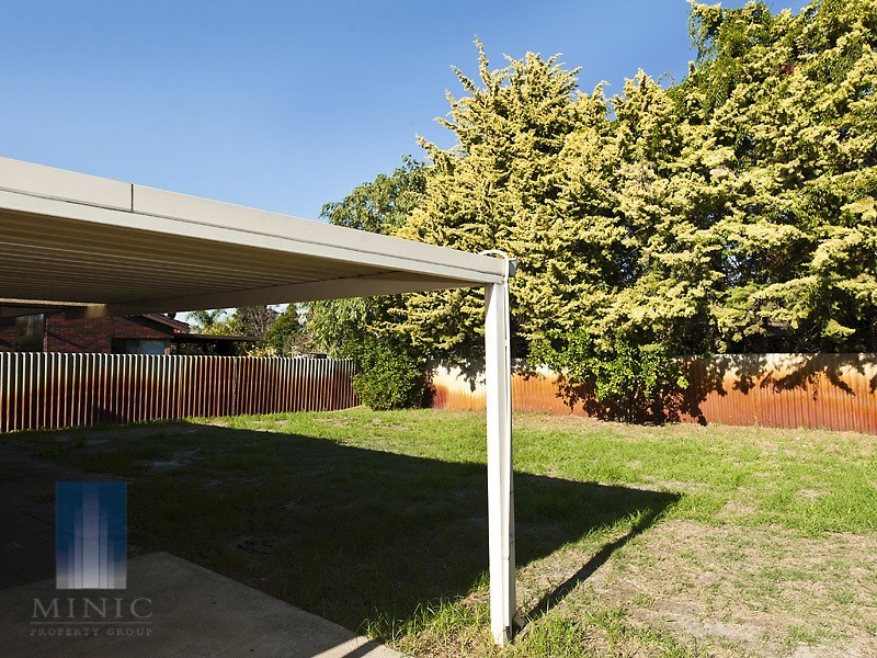 56 Periwinkle Way, Parkwood WA 6147