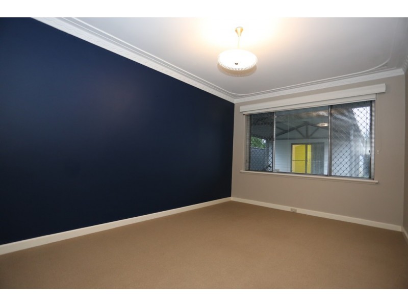 2 Highview Terrace, Wilson WA 6107