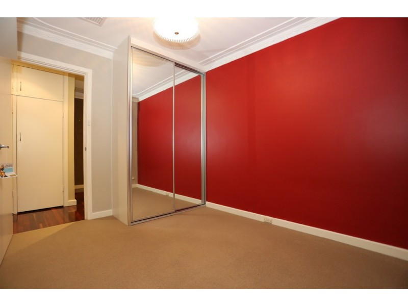 2 Highview Terrace, Wilson WA 6107