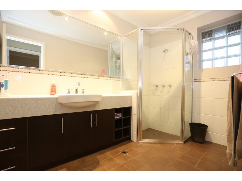 2 Highview Terrace, Wilson WA 6107