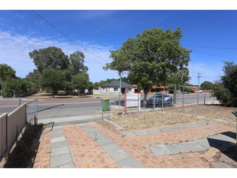 285 Hardey Road, Cloverdale WA 6105