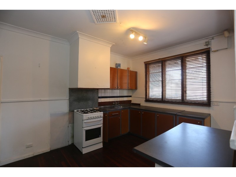 285 Hardey Road, Cloverdale WA 6105