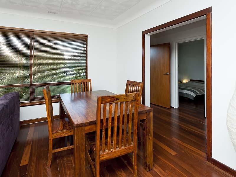 24 Tricourt Grove, Riverton WA 6148