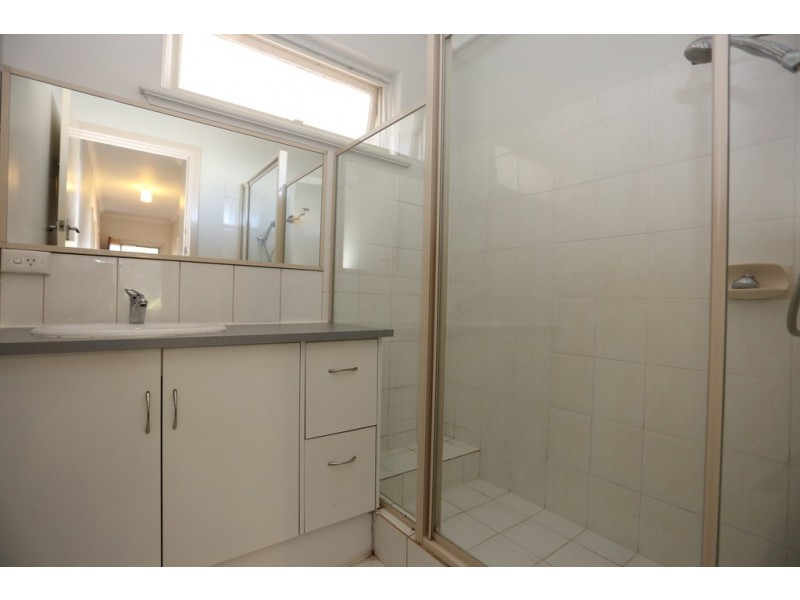 24 Tricourt Grove, Riverton WA 6148
