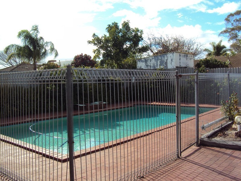 6 Michelle Street, Wilson WA 6107