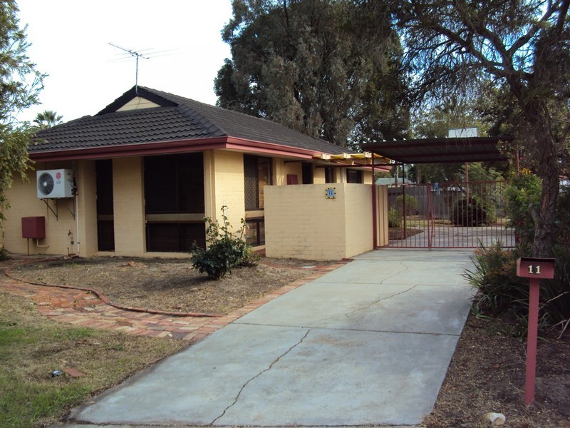 11 Stellar Court, Beckenham WA 6107