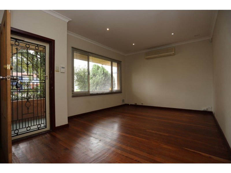 4 Southgate Road, Langford WA 6147