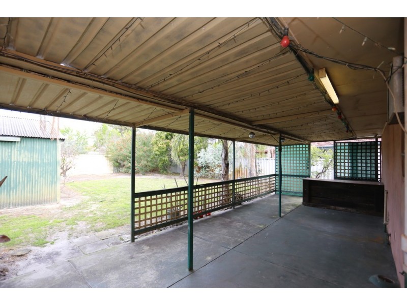 4 Southgate Road, Langford WA 6147