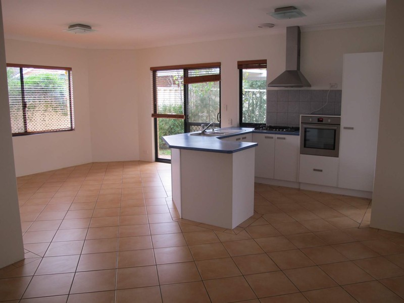 1B Hopkinson Way, Wilson WA 6107