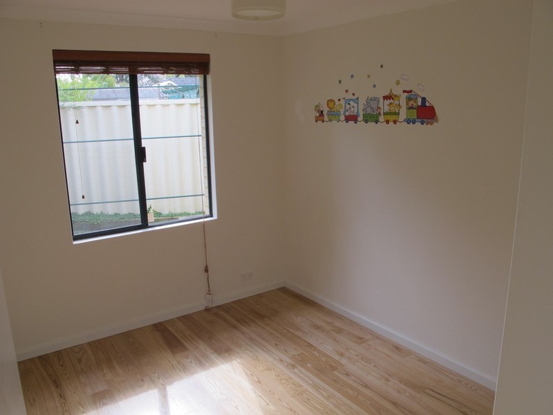 1B Hopkinson Way, Wilson WA 6107