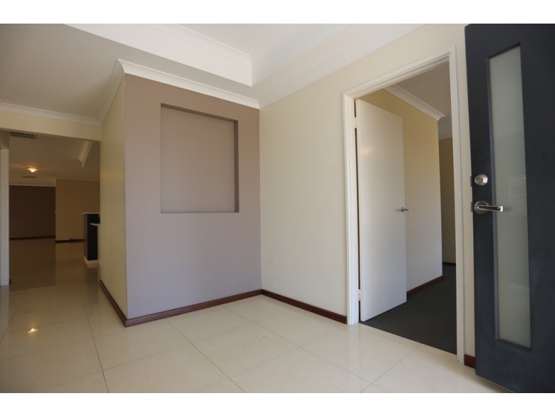 305 Tapper Road, Atwell WA 6164