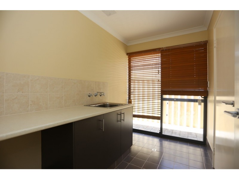 305 Tapper Road, Atwell WA 6164