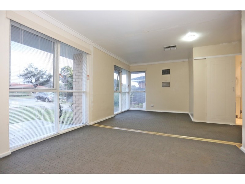 20 Burnley Street, Thornlie WA 6108