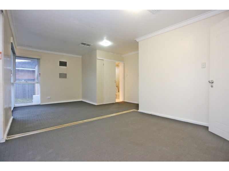 20 Burnley Street, Thornlie WA 6108