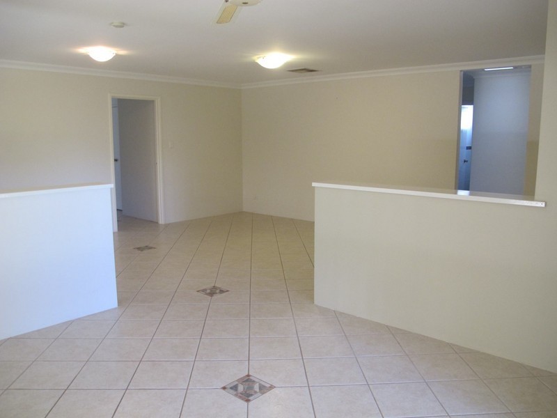 4 Chaparral Crescent, Willetton WA 6155