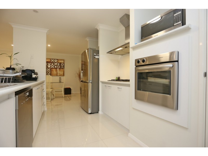 90 Barbican Street East, Shelley WA 6148