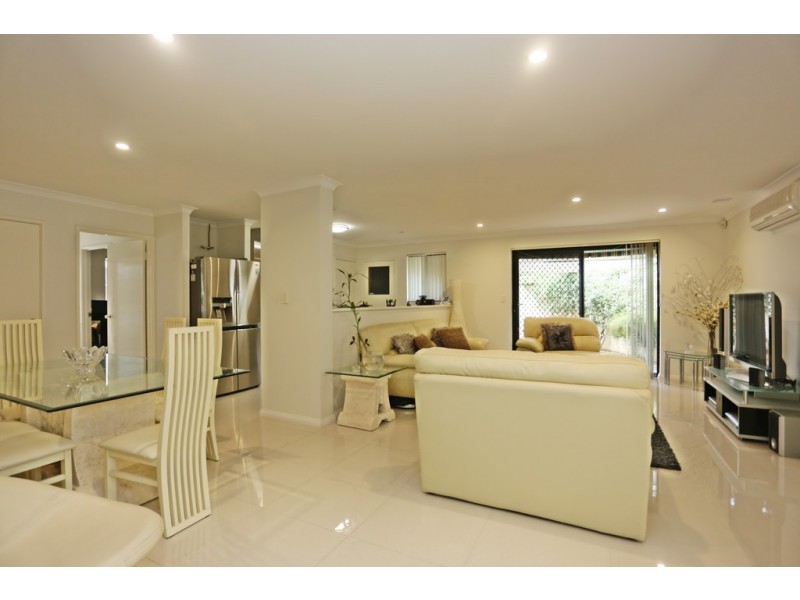 90 Barbican Street East, Shelley WA 6148