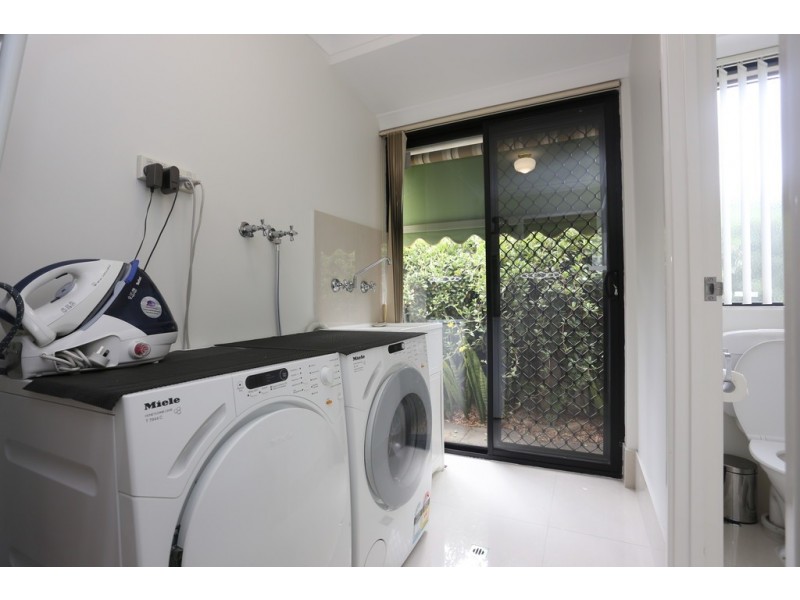 90 Barbican Street East, Shelley WA 6148