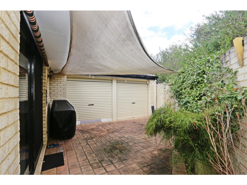 90 Barbican Street East, Shelley WA 6148