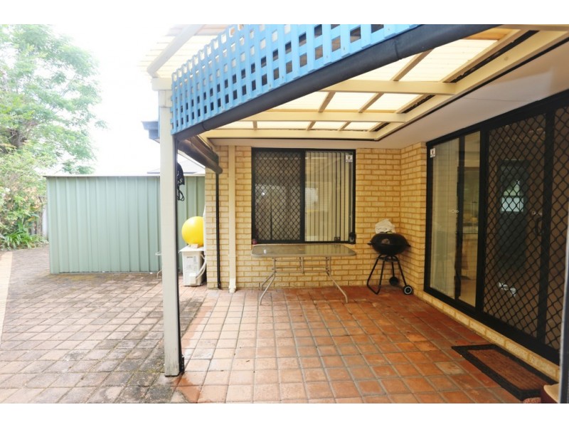 90 Barbican Street East, Shelley WA 6148