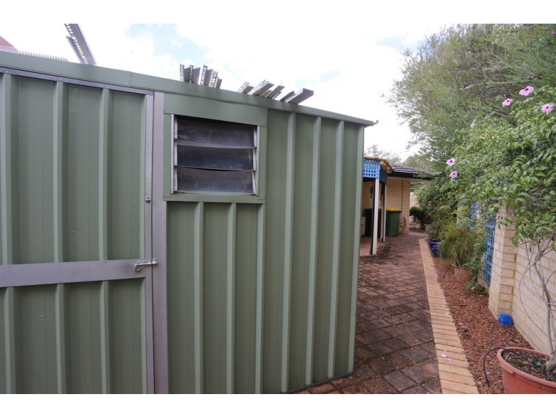 90 Barbican Street East, Shelley WA 6148