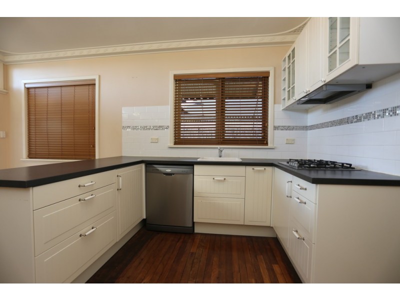 38 WAVEL AVENUE, Riverton WA 6148