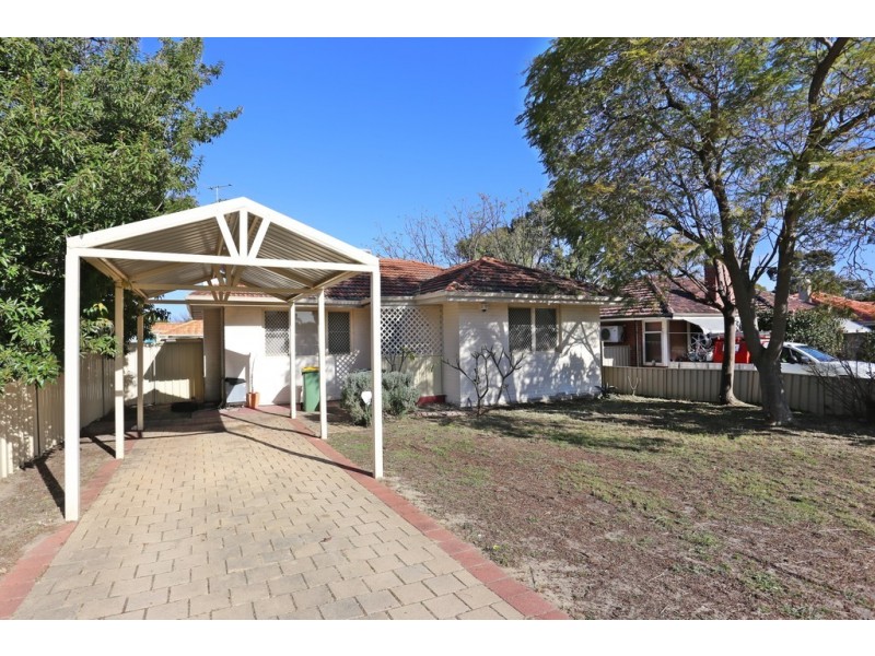 18 EUREKA ROAD, Wilson WA 6107