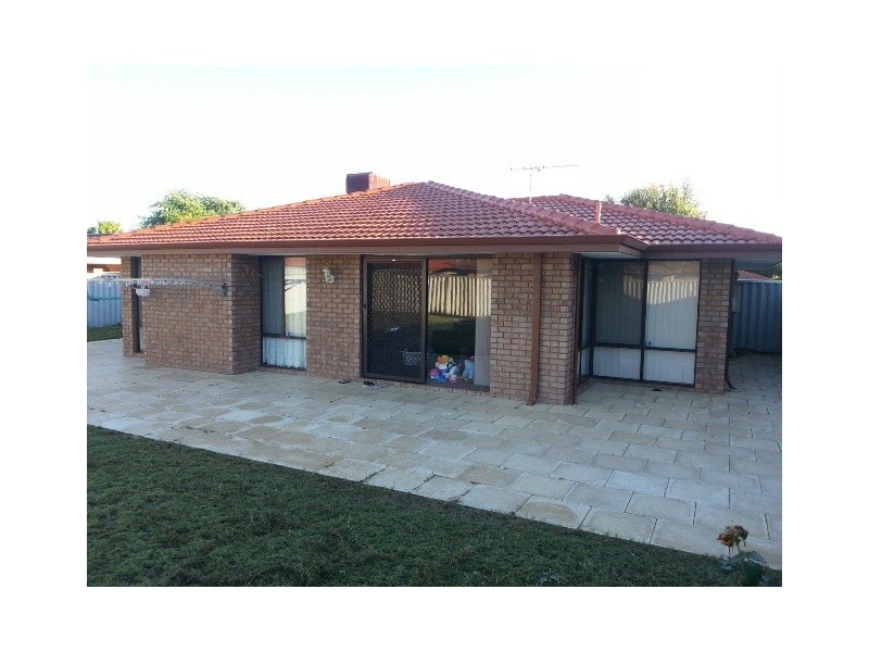 17 Myrna Way, Parkwood WA 6147