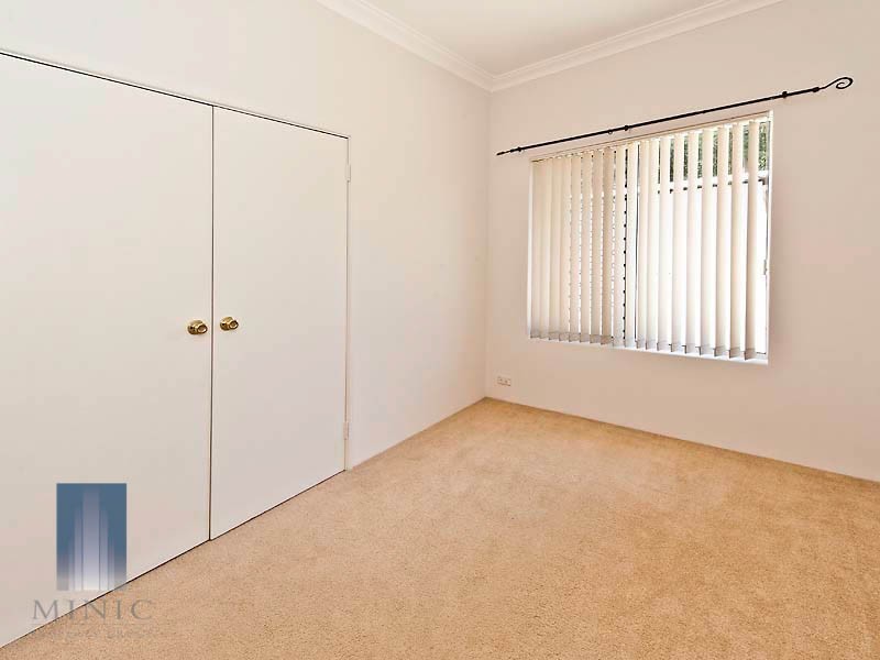 210 High Road, Riverton WA 6148