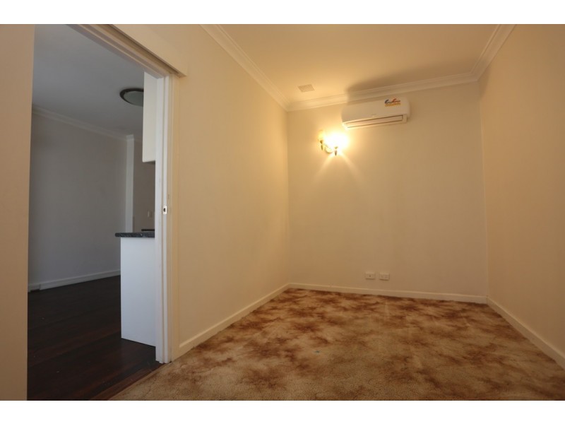 210 High Road, Riverton WA 6148