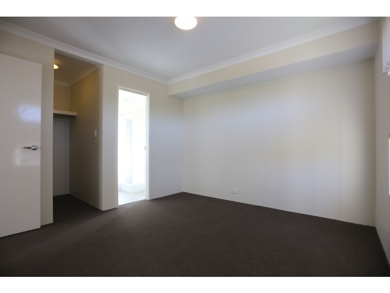 32 Darton Loop, Bertram WA 6167