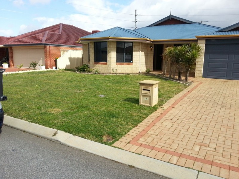 13 Canton Vista, Canning Vale WA 6155