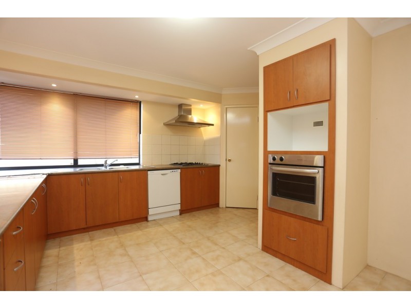 13 Canton Vista, Canning Vale WA 6155