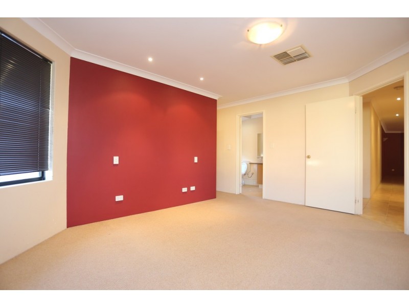 13 Canton Vista, Canning Vale WA 6155