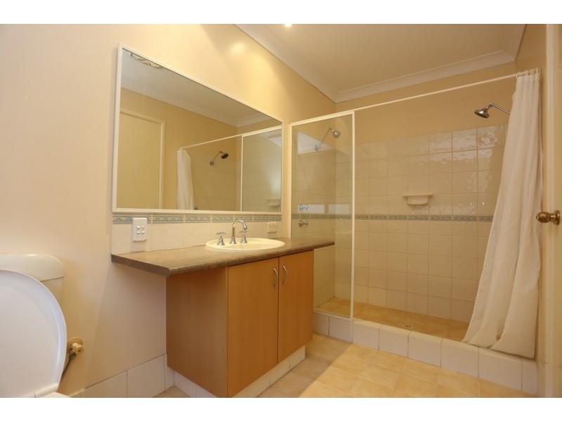 13 Canton Vista, Canning Vale WA 6155