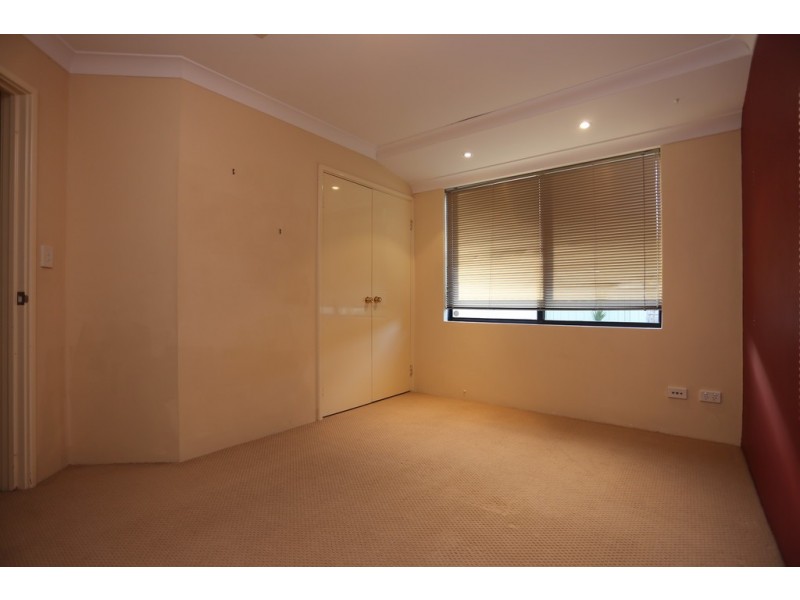 13 Canton Vista, Canning Vale WA 6155