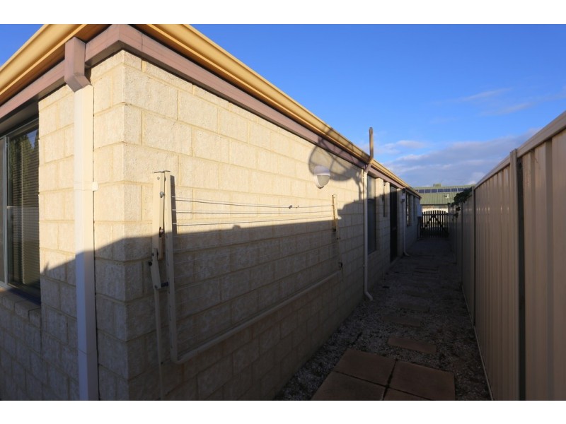 13 Canton Vista, Canning Vale WA 6155