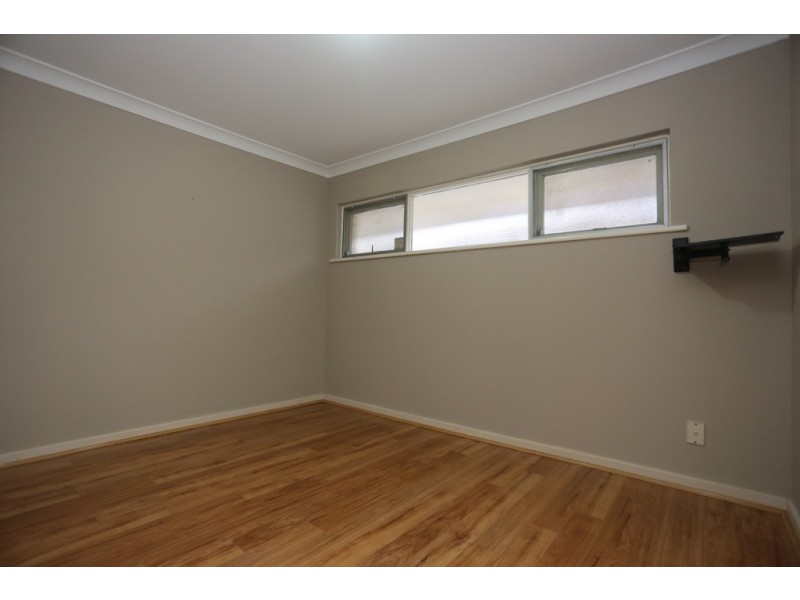 14 LOWTH RD, Beckenham WA 6107