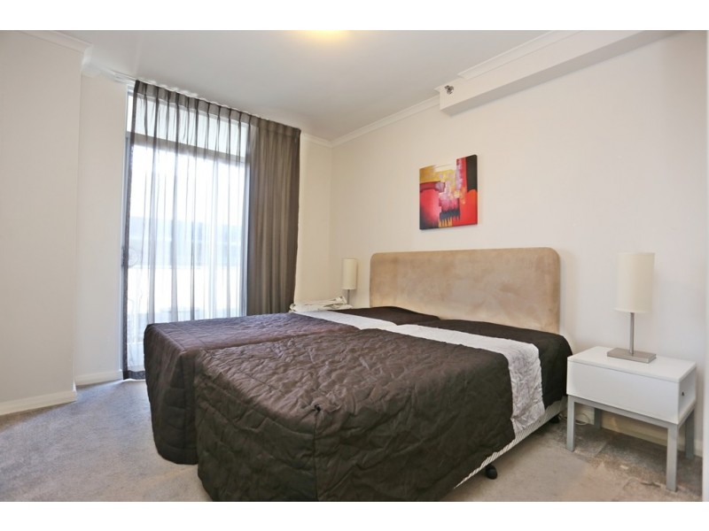 18/996 Hay Street, Perth WA 6000