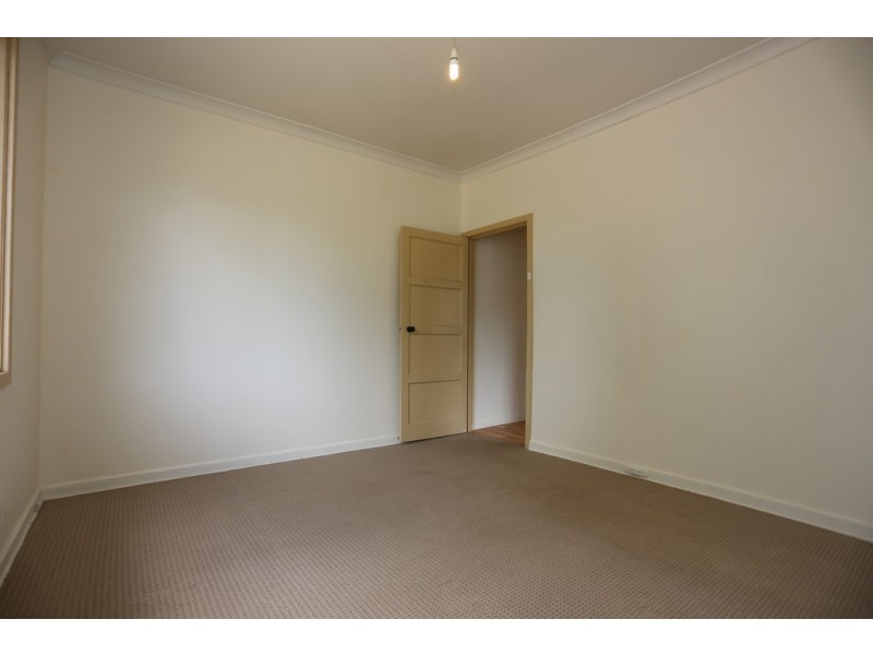 4 Indle Street, Willagee WA 6156